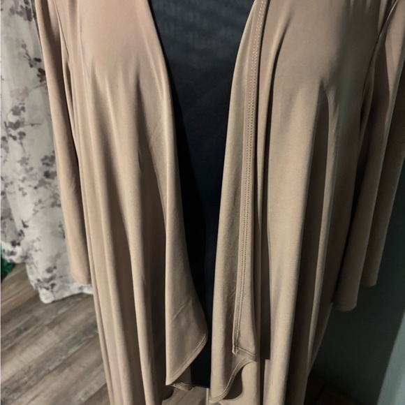 Dressbarn Tan cardigan 22w - Picture 3 of 6